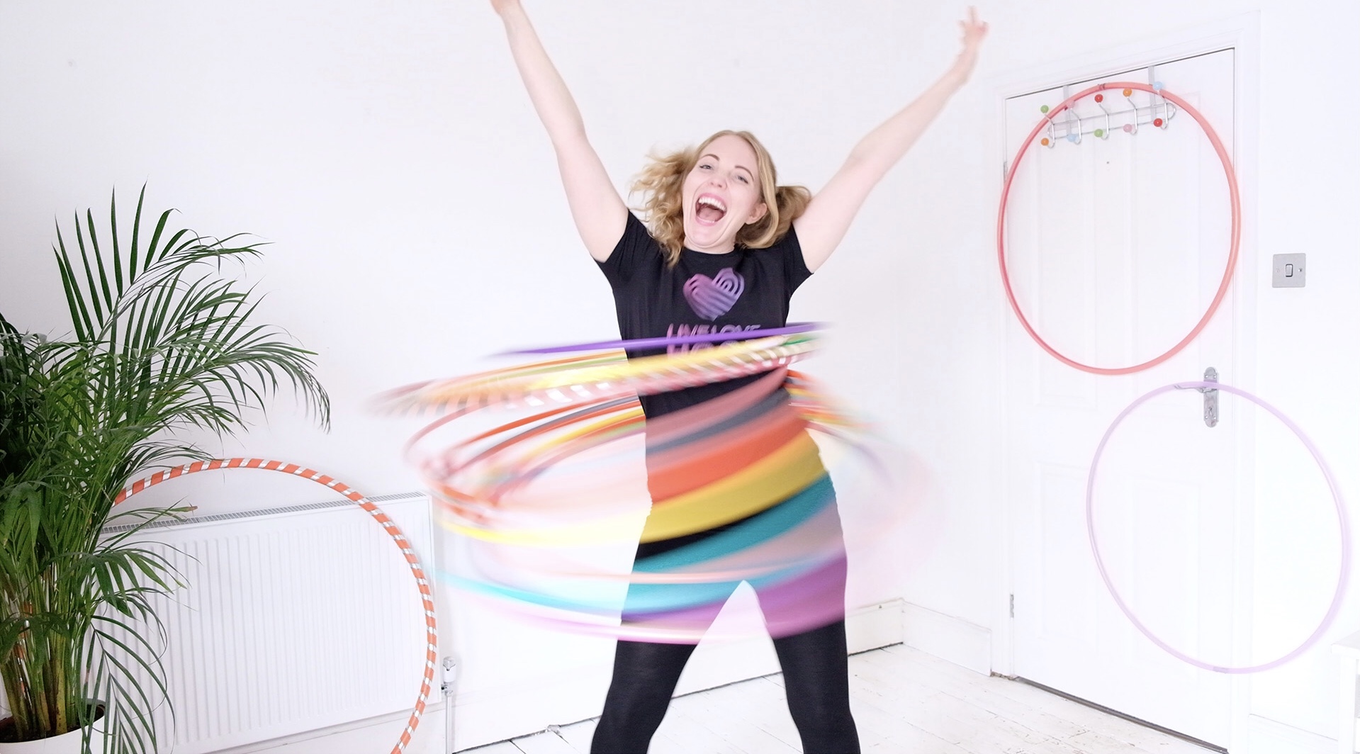 How to hula hoop on your waist for complete beginners! LiveLoveHoop